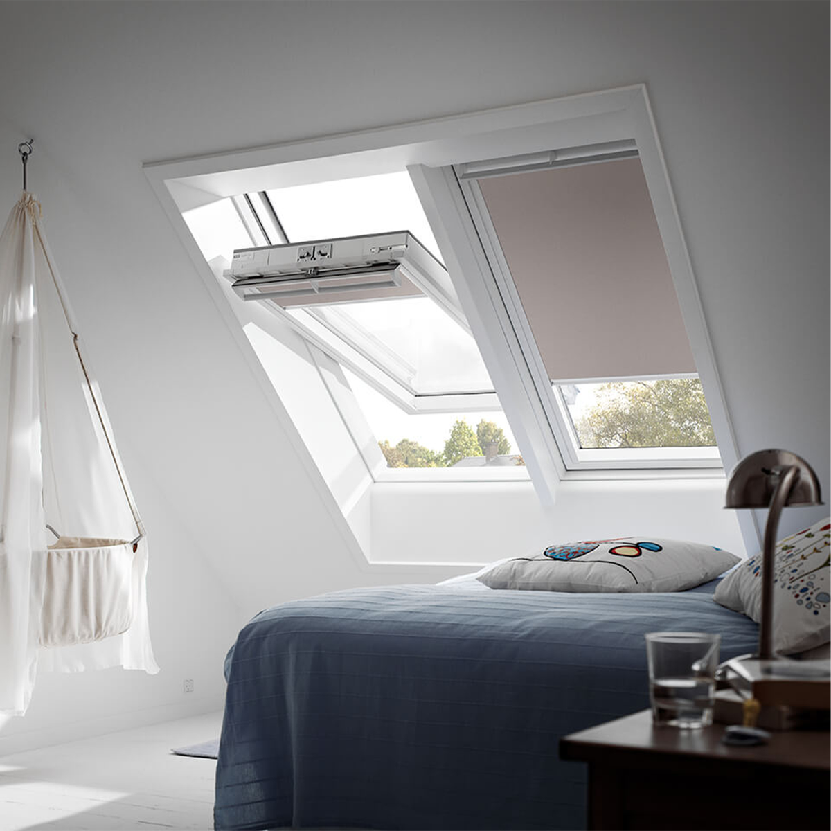 VELUX Sichtschutzrollo DKL SK06 1025SWL Weiß Verdunkelungsrollo für  Dachfenster 114x118cm weiß | Haus und Garten \\ Innenräume \\  Fensterabdeckung \\ Sichtschutzrollo Fensterabdeckung |