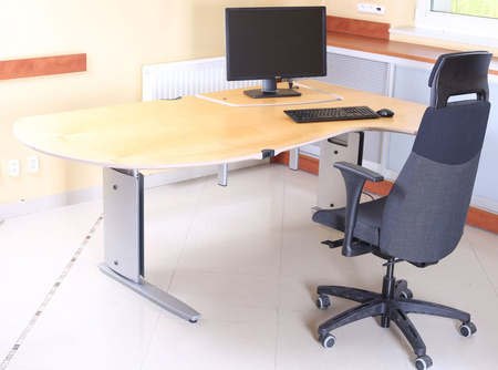 Bardzo solidne biurko elektryczne z Danii 200x115cm LEWE