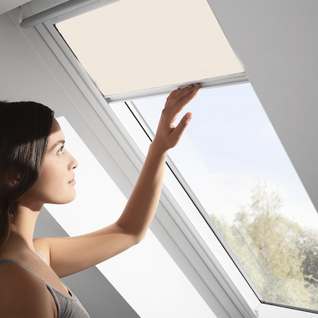 VELUX Rolladen Rolls Verdunkelungsrollo Jalousien Dachfenster 114x118 RAL1085