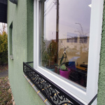 Blumenkastenhalterungen für die Fensterbank Fensterbank-Absturzsicherung Fenstergitter Blumenkästen Verschiedene Modelle und Größen