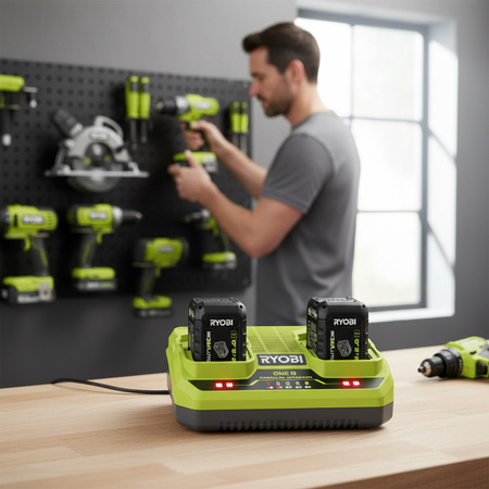 Ryobi RC18240 18V ONE+™ Zweifach-Ladegerät (ohne Akkus)