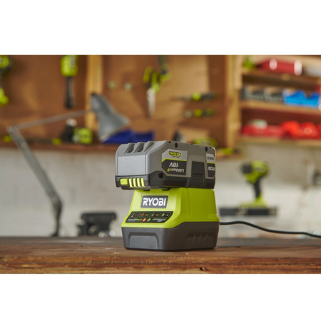 Ryobi  RC18120 18V ONE+™ 2,0 A Ladegerät kompakt und schnell Aku Laden 